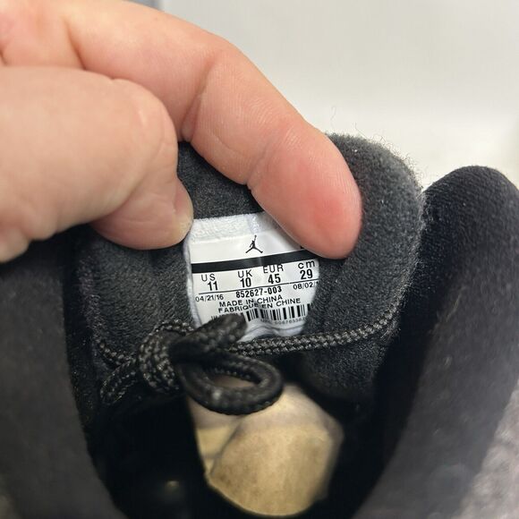 Nike Shoes Air Jordan 12 Retro “Wool/Dark Grey" 2024 - Picture 9 of 9